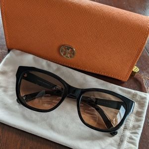 Tory Burch sunglass set
